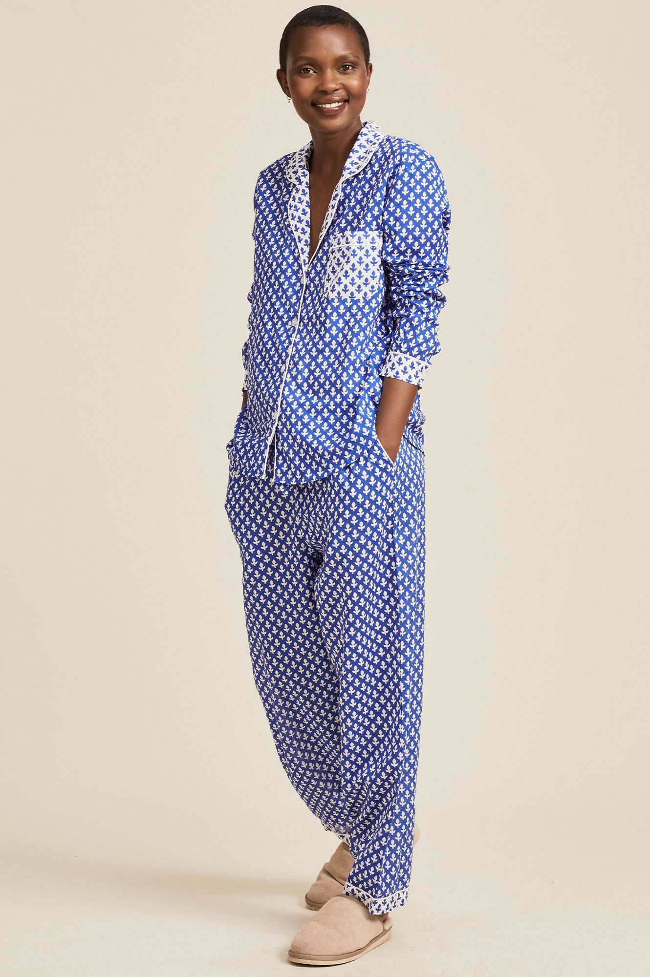 Aspiga Sustainable Organic Cotton Printed Pyjama Set Leaf Blue White