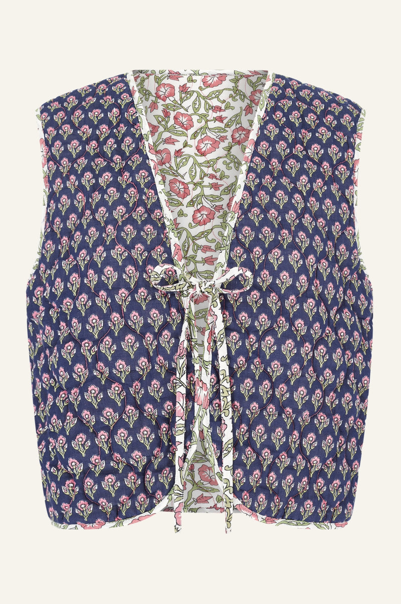 Arlo Quilted Organic Cotton Gilet | Primrose Stamp Navy/Pink