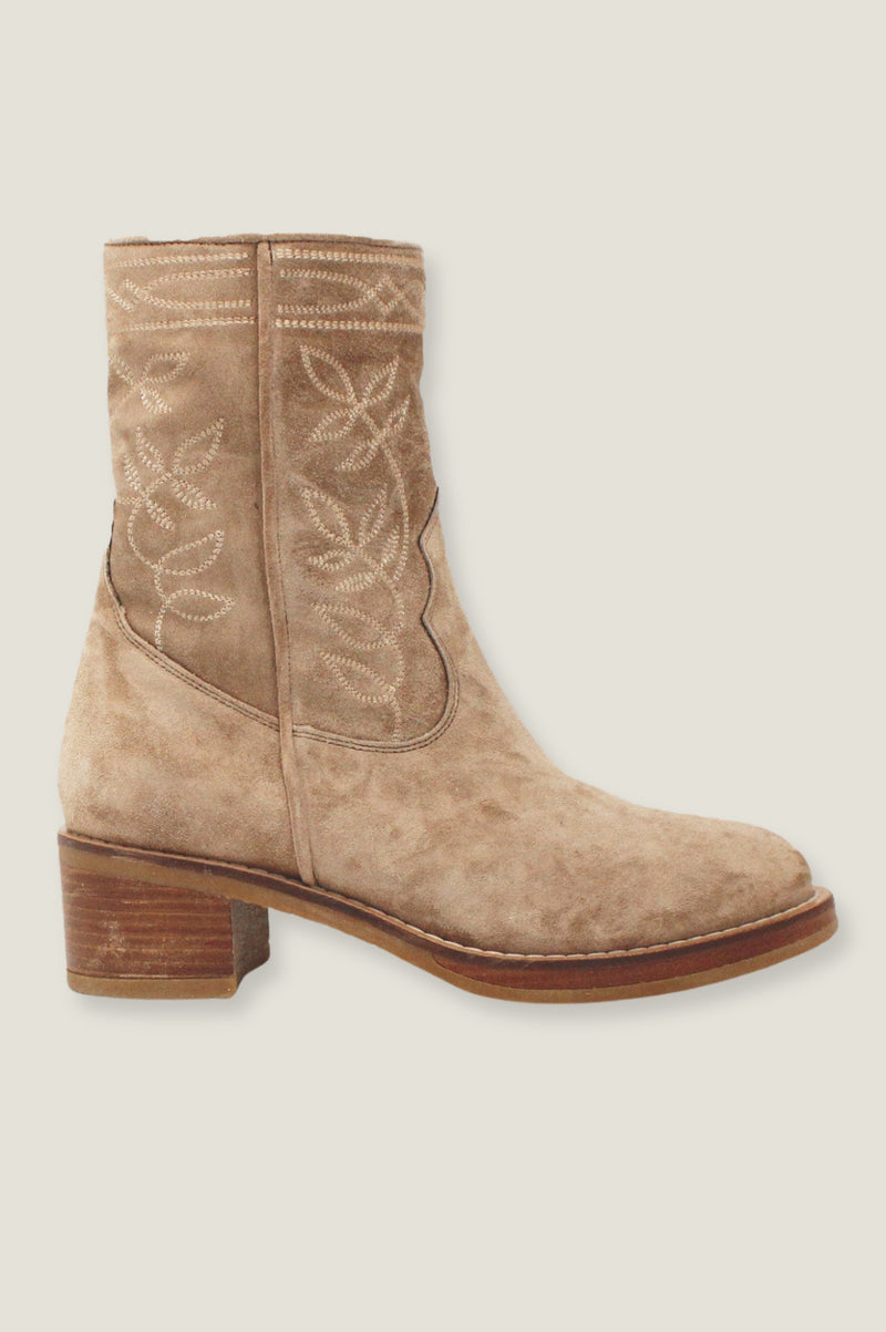 Ella Suede Boots | Camel