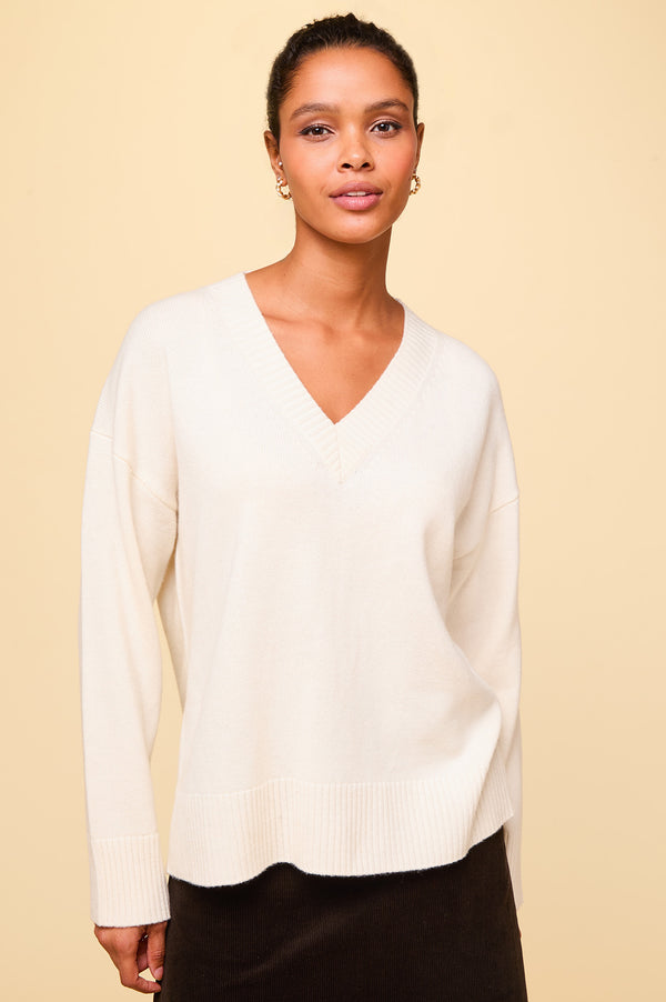 Merino Wool Relaxed V Neck Jumper | Cream