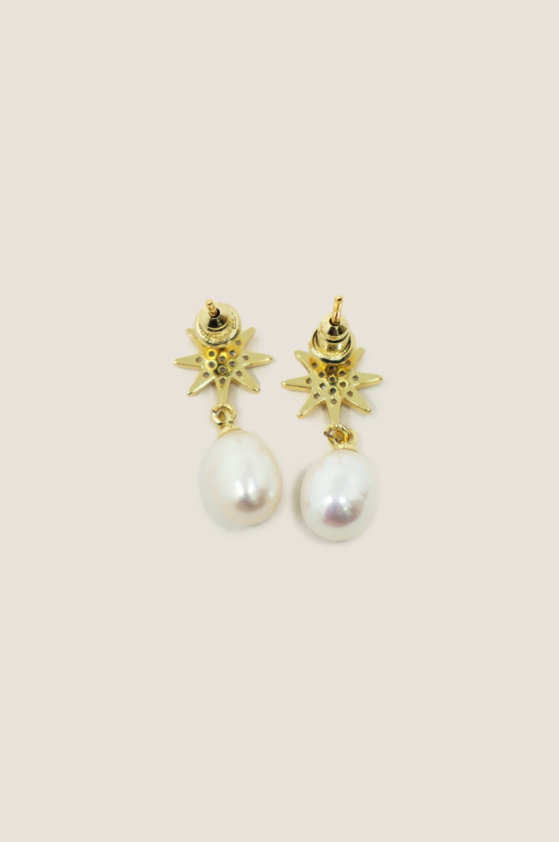 Misha Earrings | Pearl/Gold