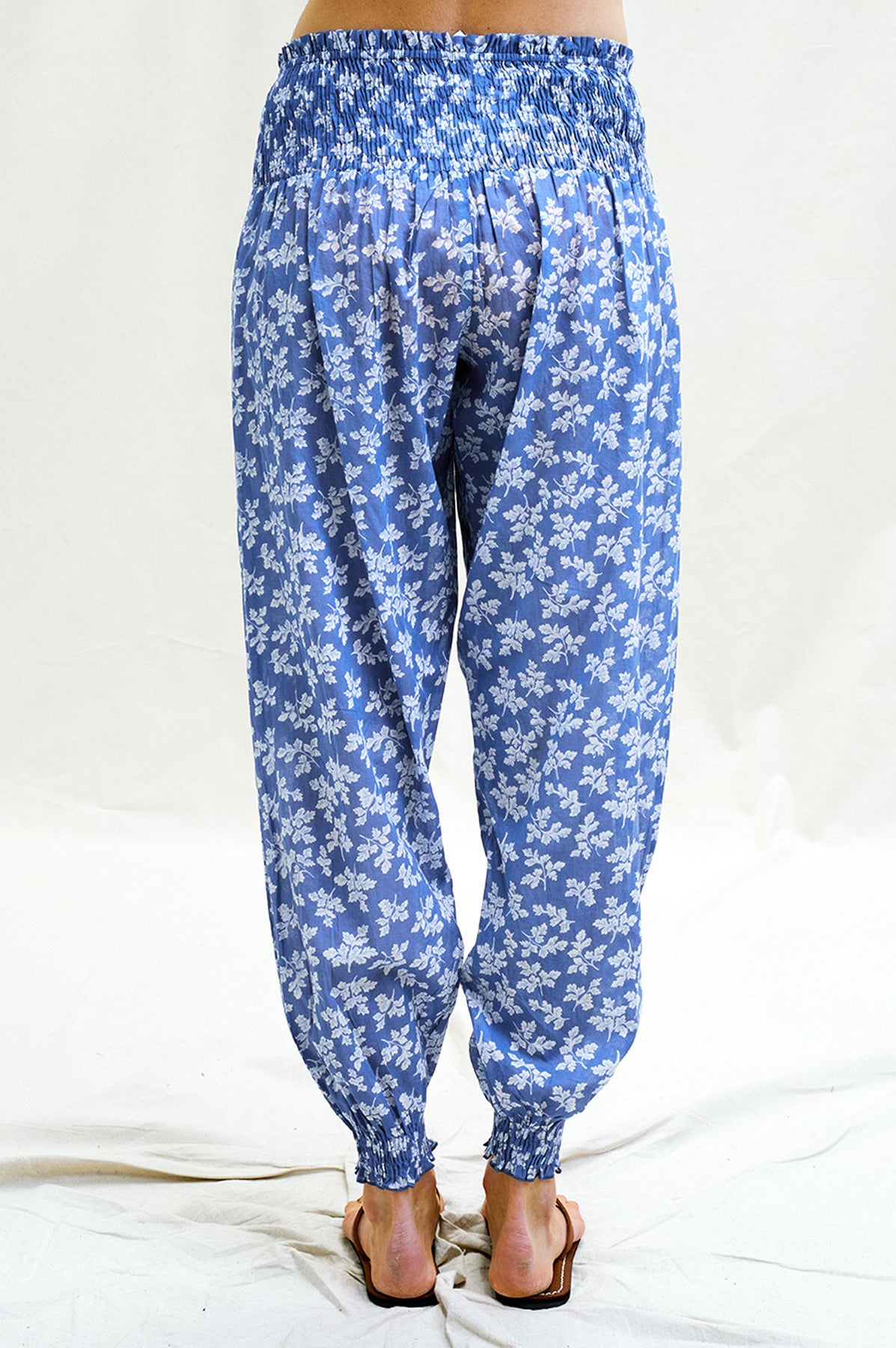 Aspiga Ladies Sustainable Harem Trousers Oak Leaf Marina Blue/White ...